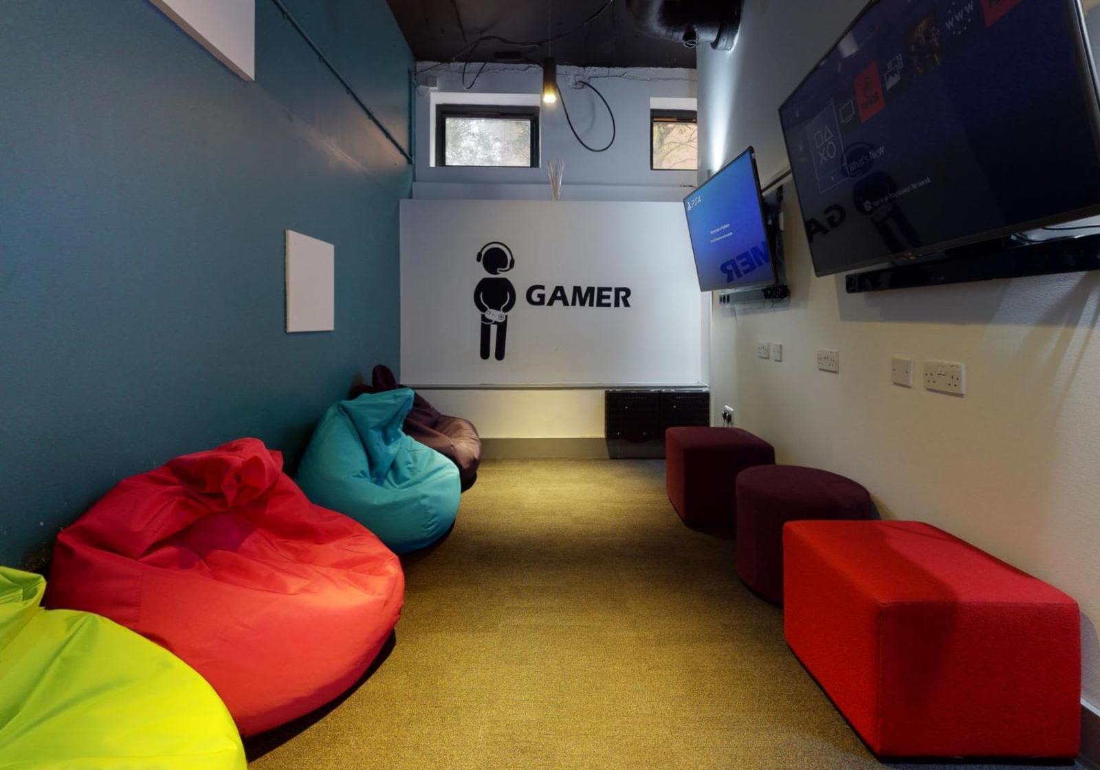 Iq Lambert House Манчестър Екстериор снимка